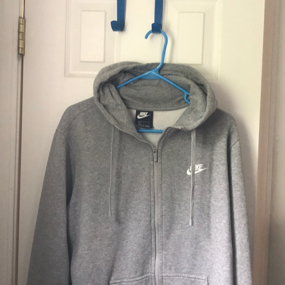 NIKE ZIP UP HOODIE